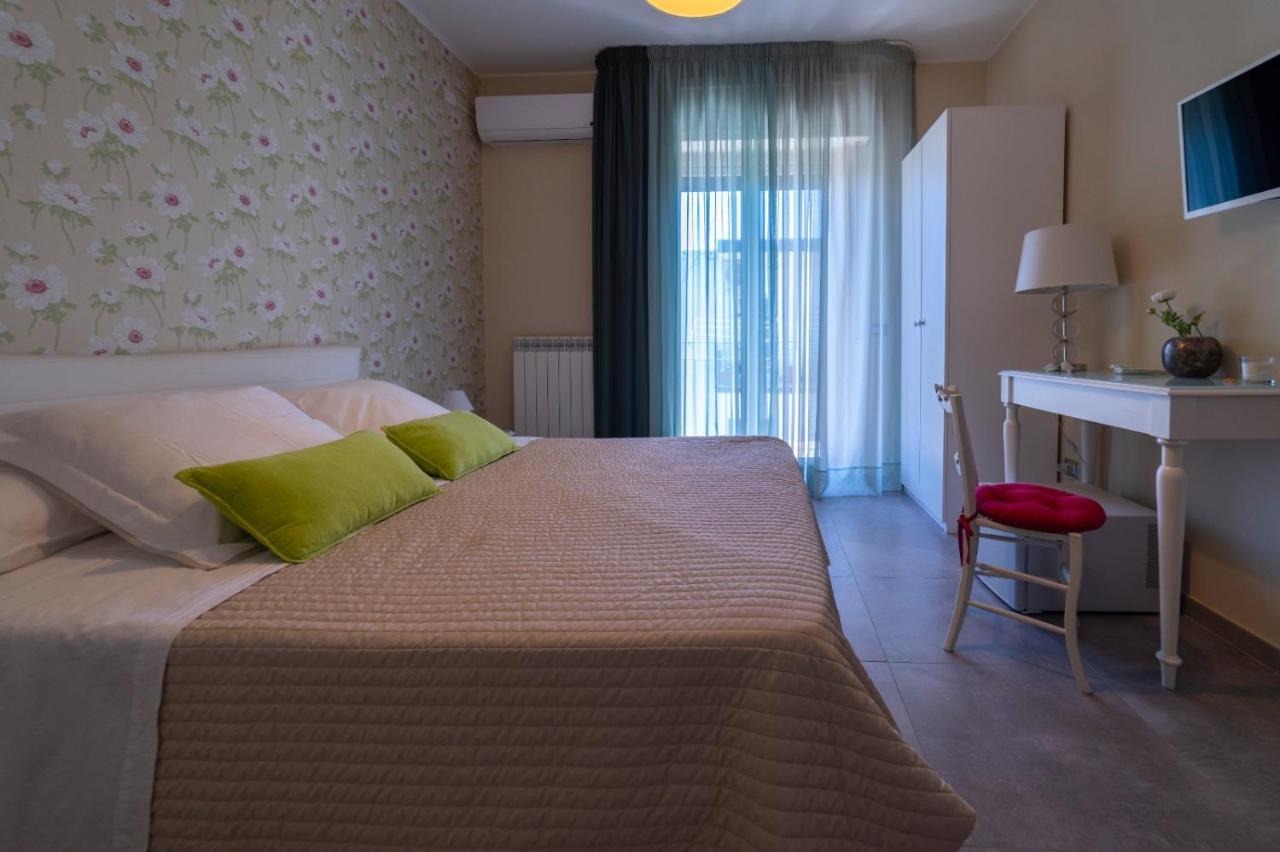 B&B Attico 160 Катания Экстерьер фото